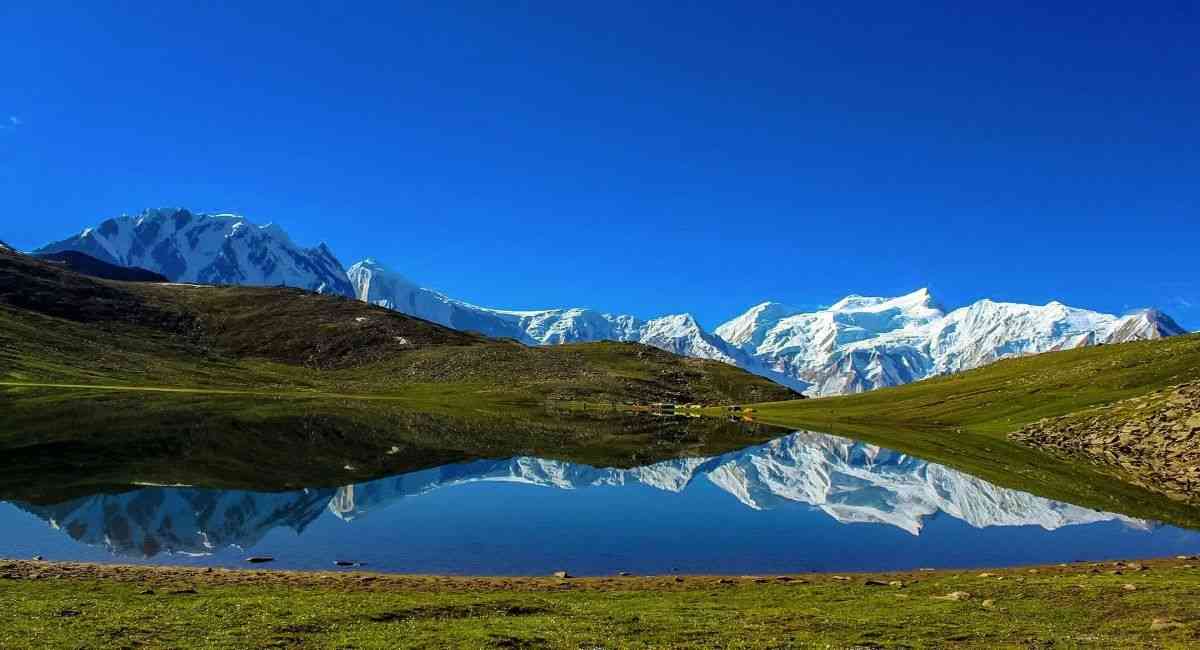 Rakaposhi & Rash Lake Trek